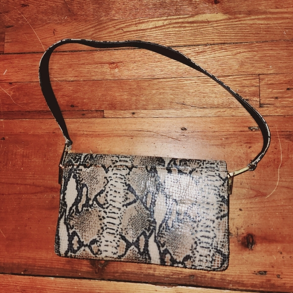 Made In Canada Vintage Snakeskin Purse Lovely Quality - Picture 4 of 10